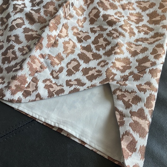 Camilla Coelho Skirt in Gold Brocade Leopard - Size Small - Picture 3 of 7